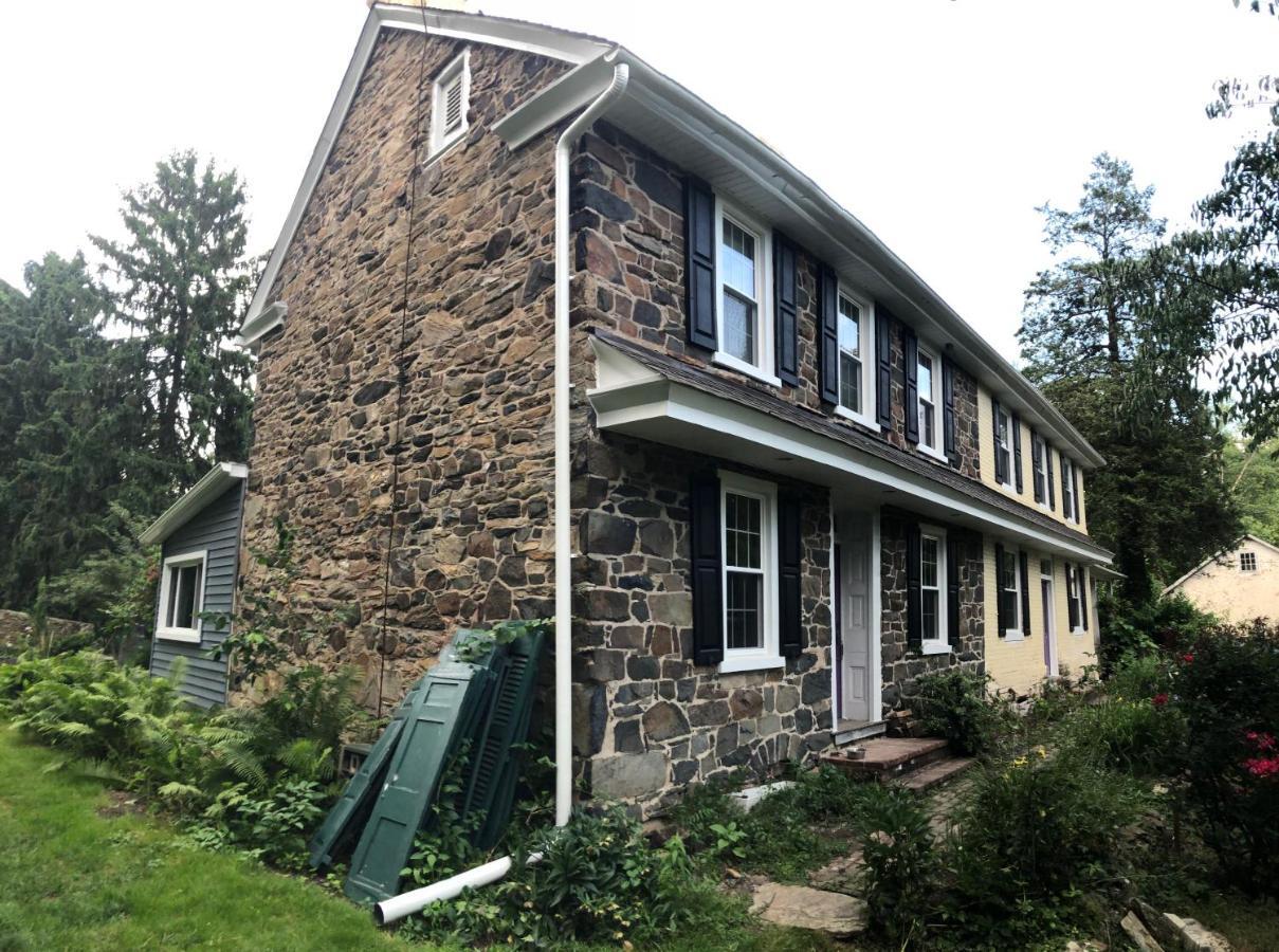 Bed & Breakfast Wild Wisteria