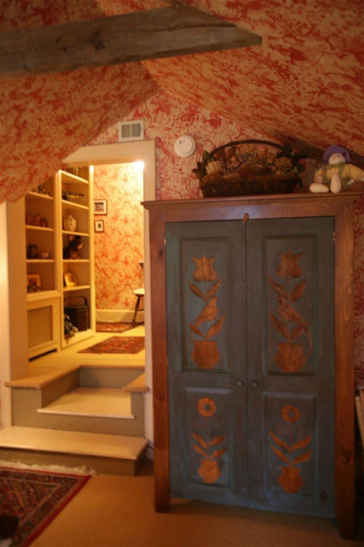 Wild Wisteria Bed and breakfast