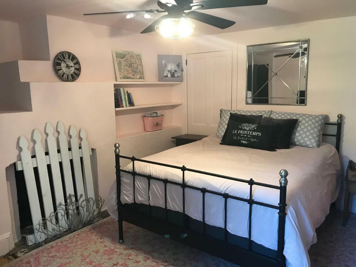 Bed and breakfast Wild Wisteria 3*